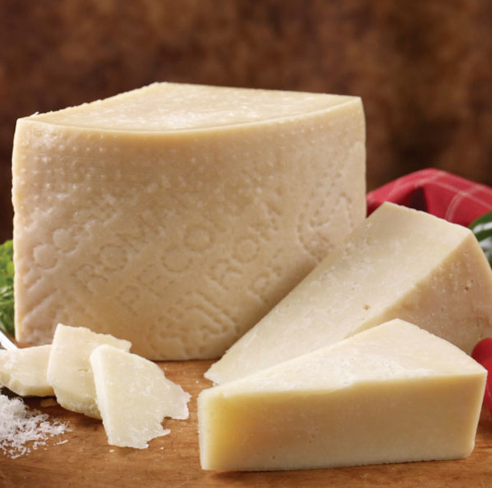 PECORINO ROMANO CHEESE (Unpasteurized)